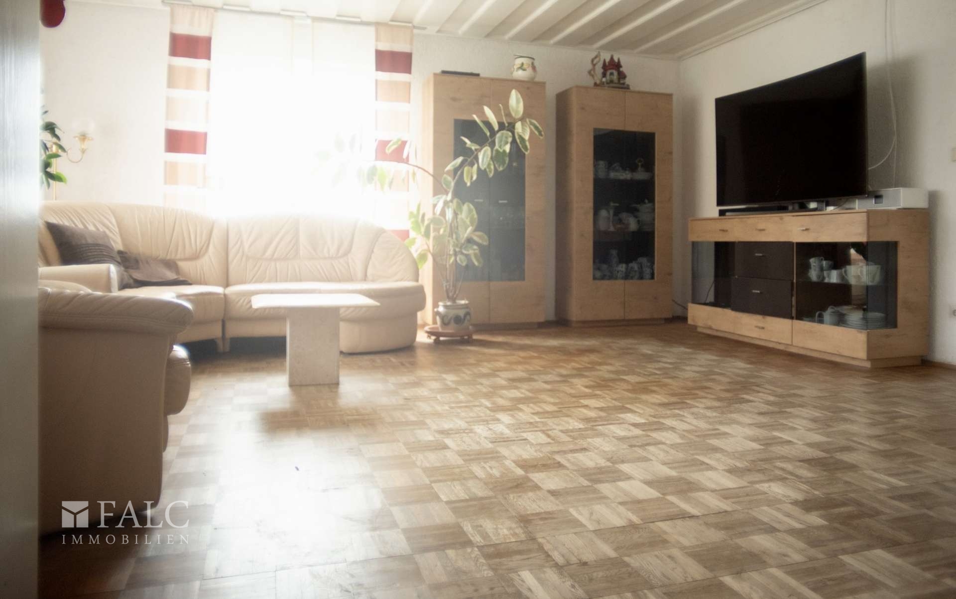 Wohnzimmer Wohnung 1.OG